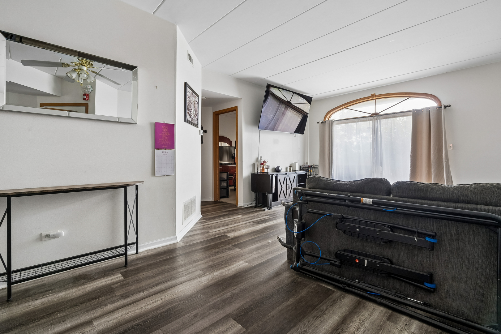 2nd image of 7900 Nagle Ave #2N, Burbank, IL 60459 | MLS# 12711473