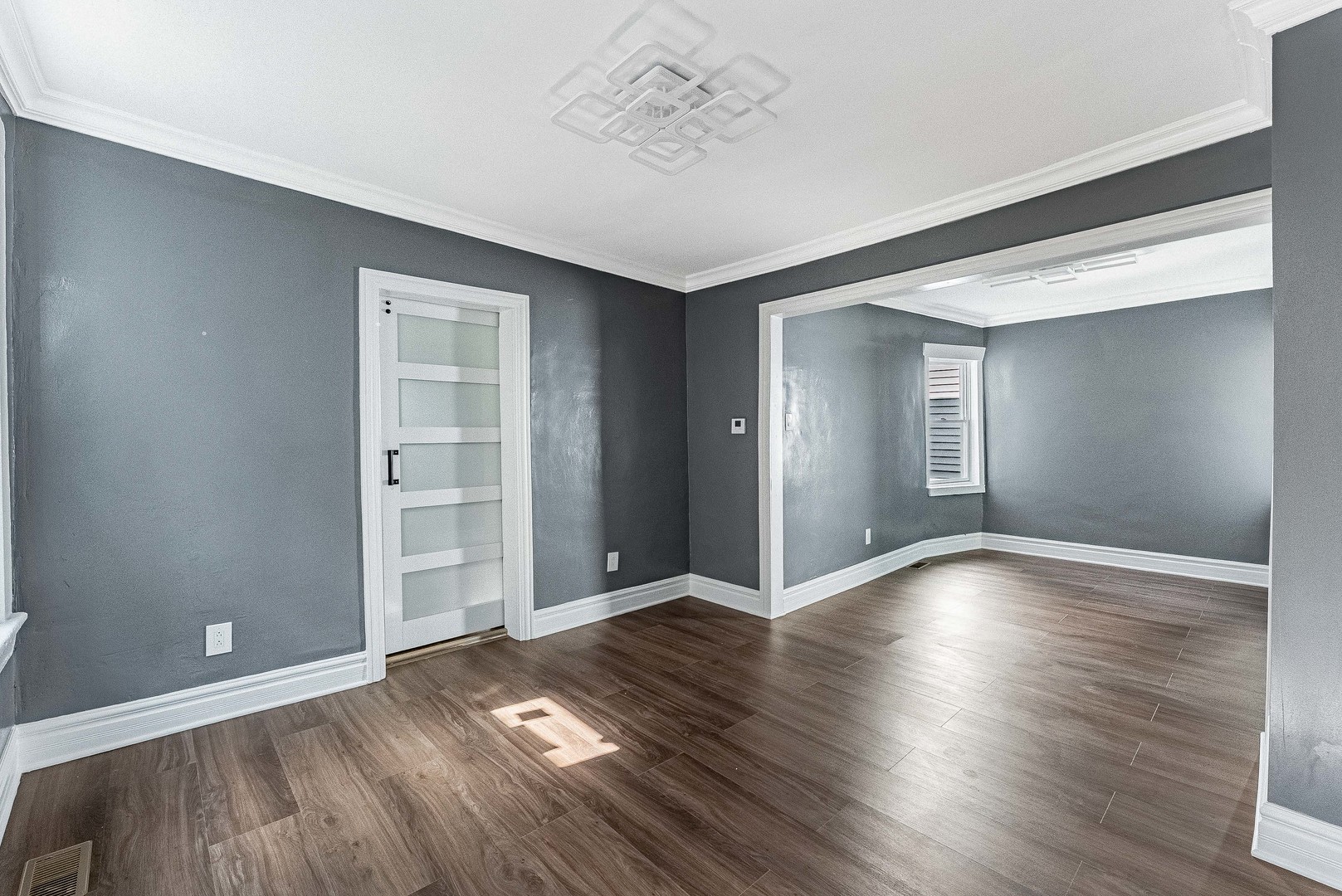 5th image of 1914 Foster St, Evanston, IL 60201 | MLS# 12711483