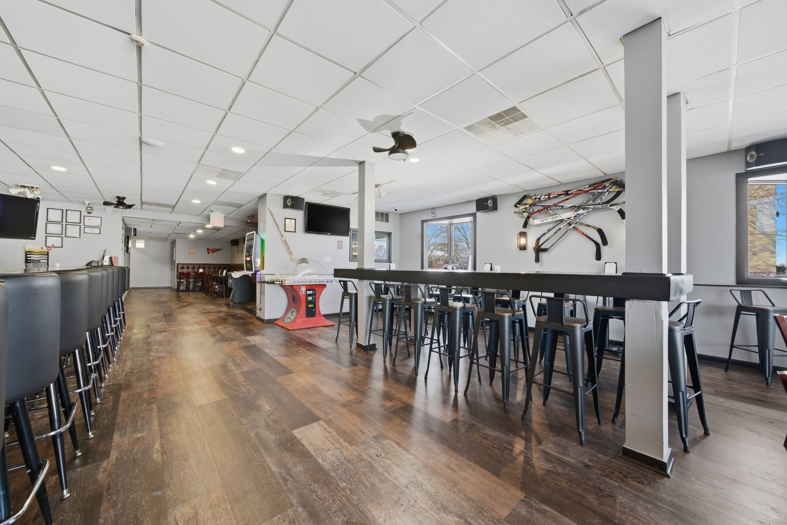 Homes for sale in Chicago, IL | 7455 W Irving Park Rd, Chicago, IL 60634 | MLS# 12711516