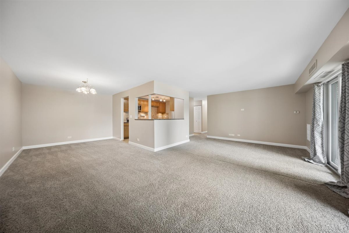 Homes for sale in Arlington Heights, IL | 1405 E Central Rd #118C, Arlington Heights, IL 60005 | MLS# 12711531