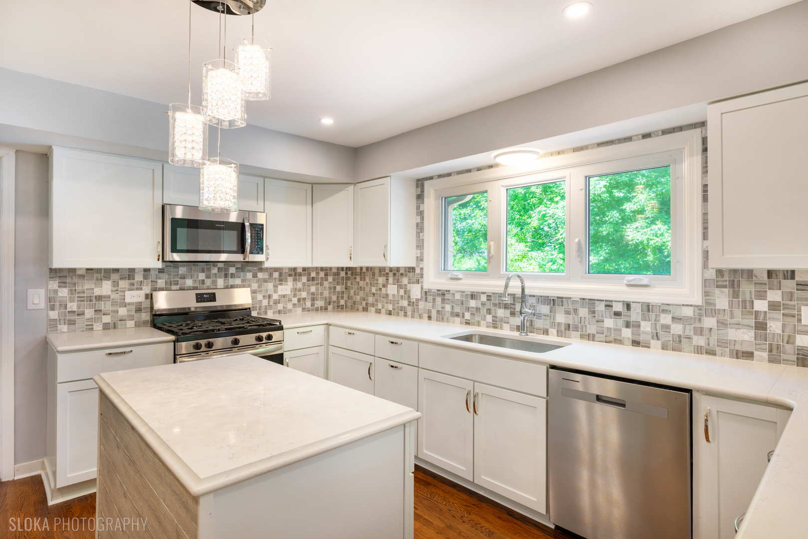 3rd image of 4 Auburn Ln, Barrington, IL 60010 | MLS# 12711547