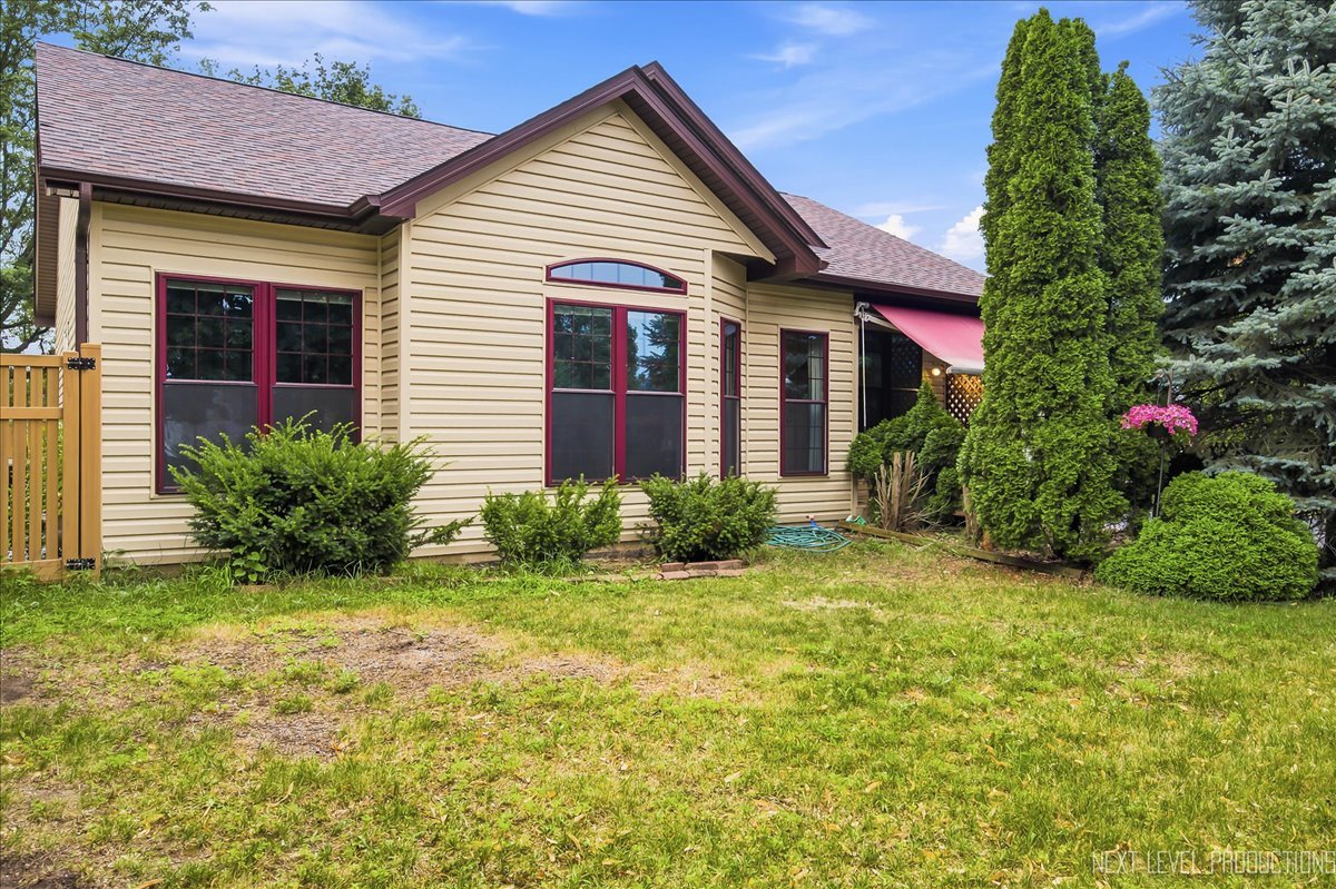 Homes for sale in Oswego, IL | 473 Barnaby Dr, Oswego, IL 60543 | MLS# 12711553