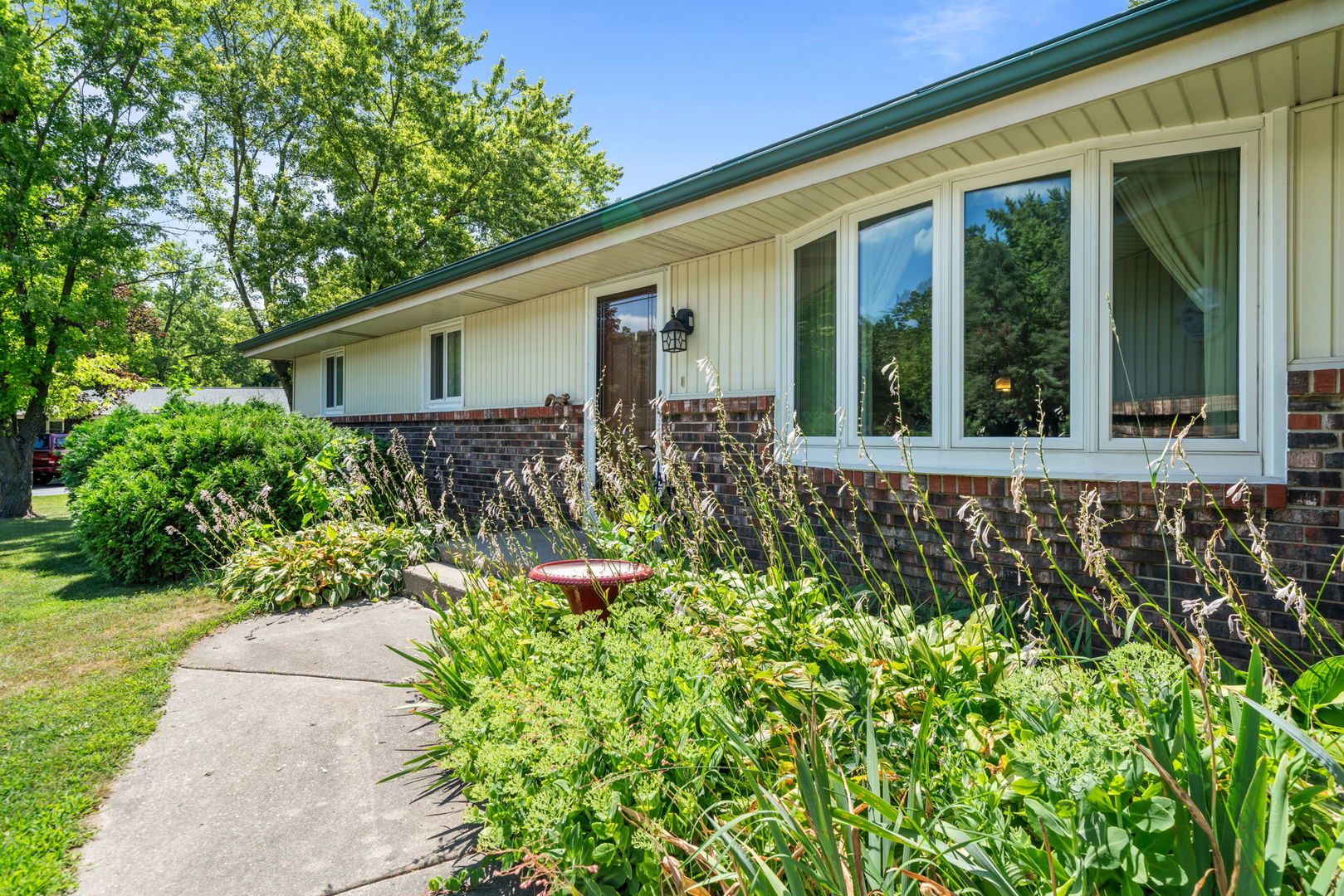 Homes for sale in Roscoe, IL | 6851 Strong Box Cir, Roscoe, IL 61073 | MLS# 12711576