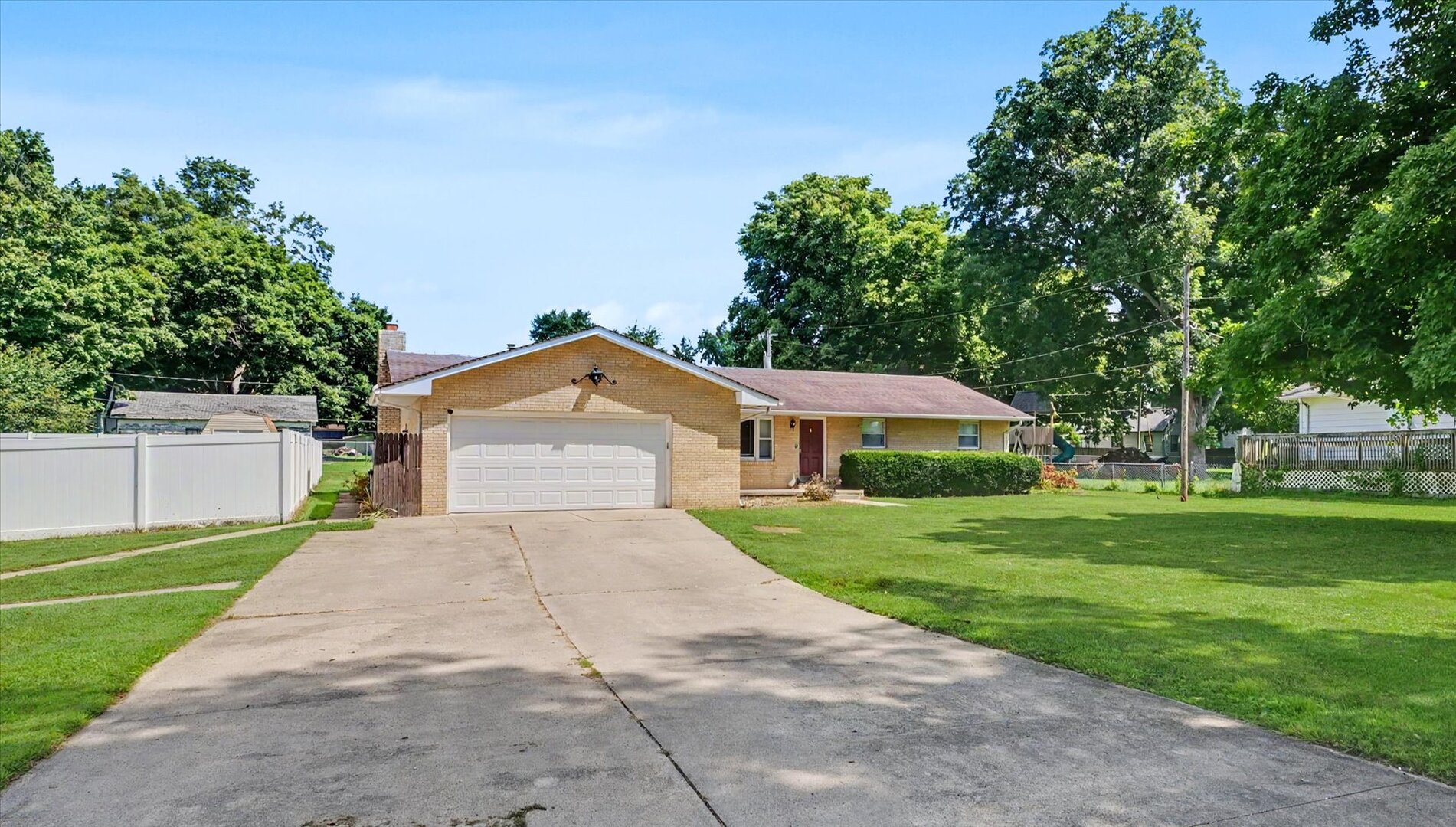 Homes for sale in Sidney, IL | 408 E Victory St, Sidney, IL 61877 | MLS# 12711603