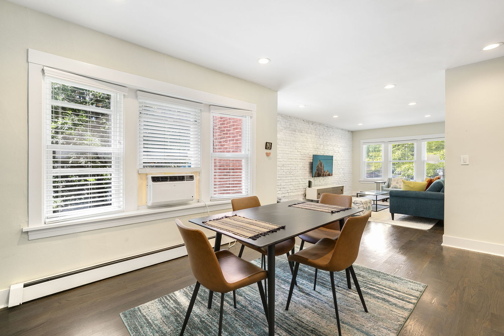 Homes for sale in Oak Park, IL | 118 N Taylor Ave #1, Oak Park, IL 60302 | MLS# 12711610