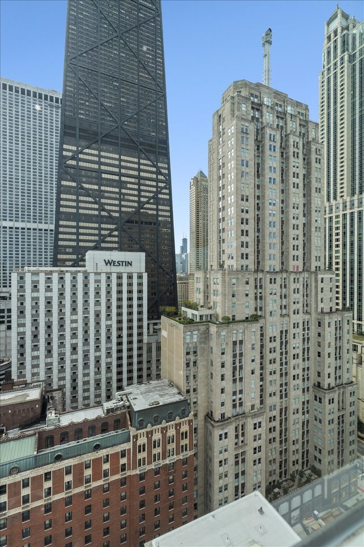 5th image of 179 E Lake Shore Dr, Chicago, IL 60611