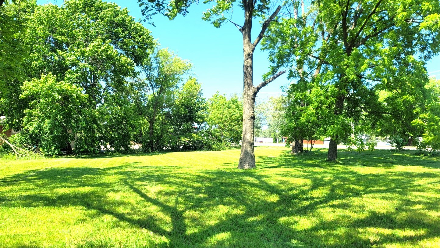 Homes for sale in Beach Park, IL | 38630 N Sheridan Rd, Beach Park, IL 60099 | MLS# 12711731