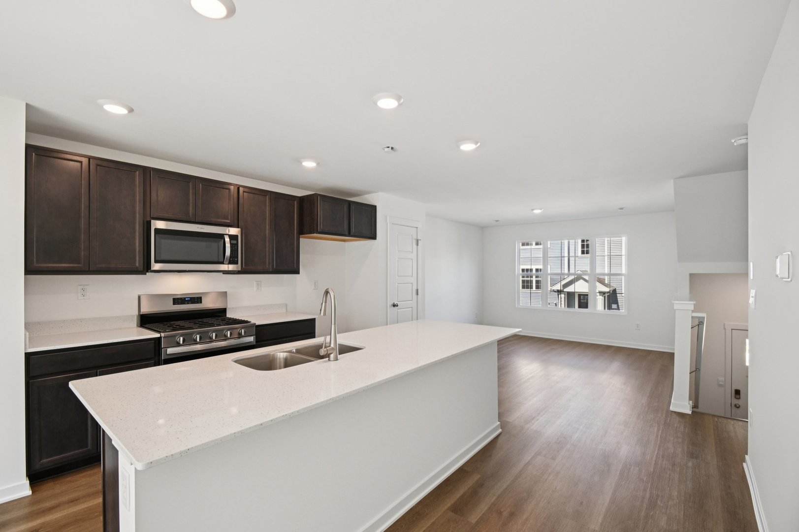 5th image of 1299 Foxglove Dr, Bartlett, IL 60103 | MLS# 12711759