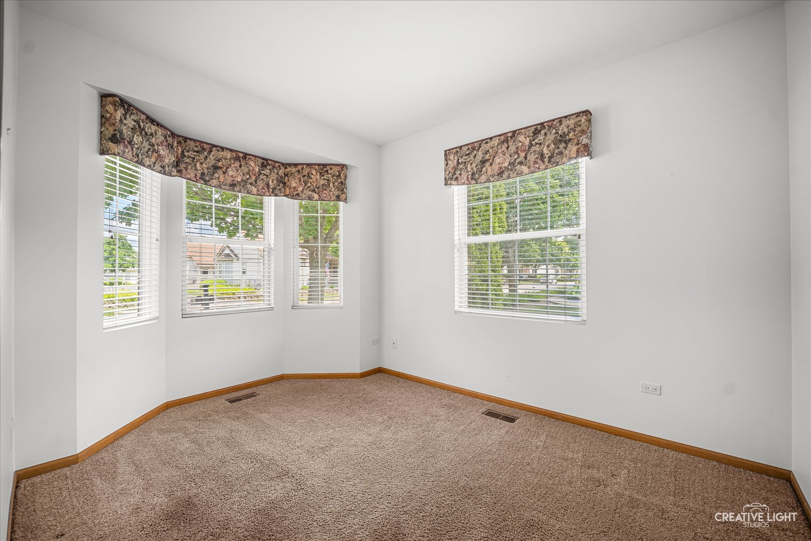 3rd image of 12263 Quail Ridge Dr, Huntley, IL 60142 | MLS# 12711784