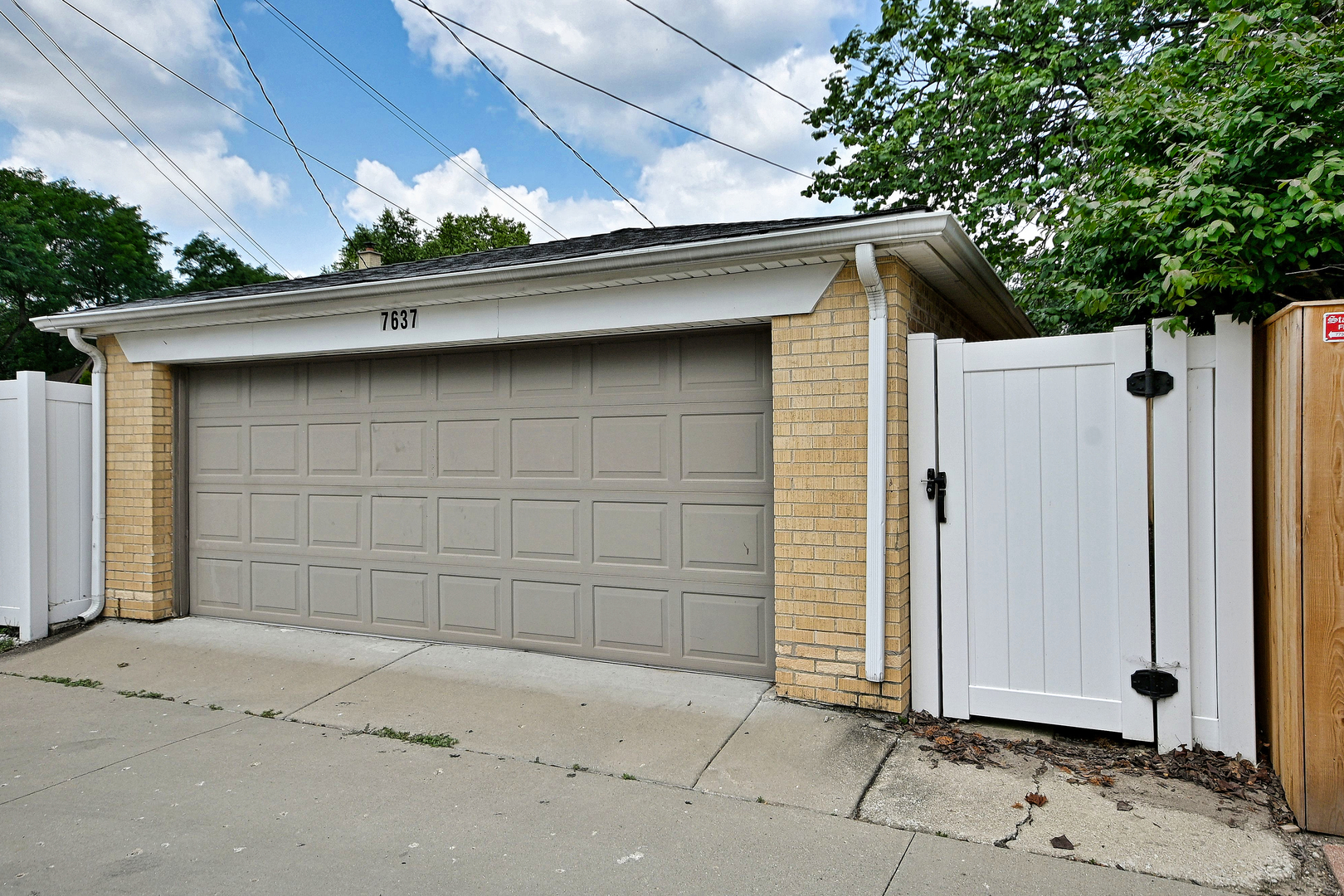 43rd image of 7637 W Armitage Ave, Elmwood Park, IL 60707 | MLS# 12711854
