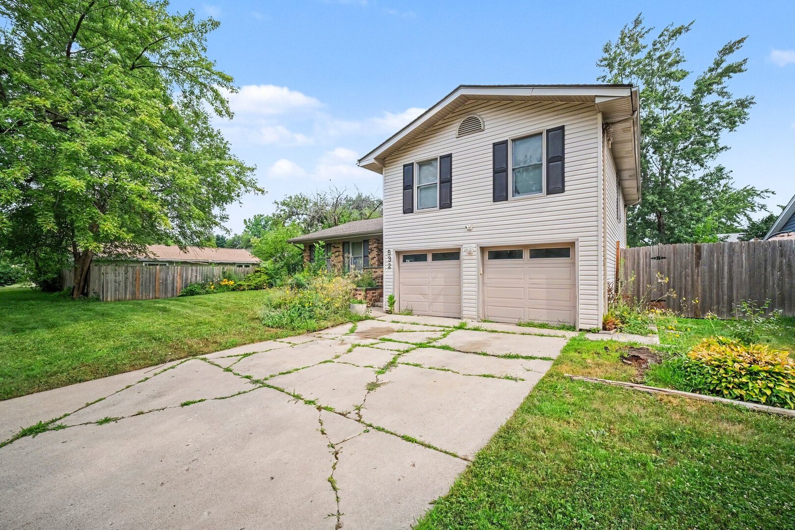 2nd image of 532 Carlyle Ln, Bolingbrook, IL 60440 | MLS# 12711902