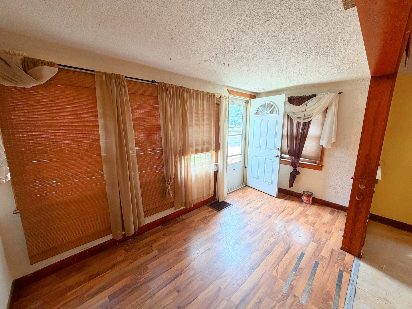Homes for sale in Streator, IL | 105 E 12Th St, Streator, IL 61364 | MLS# 12711913