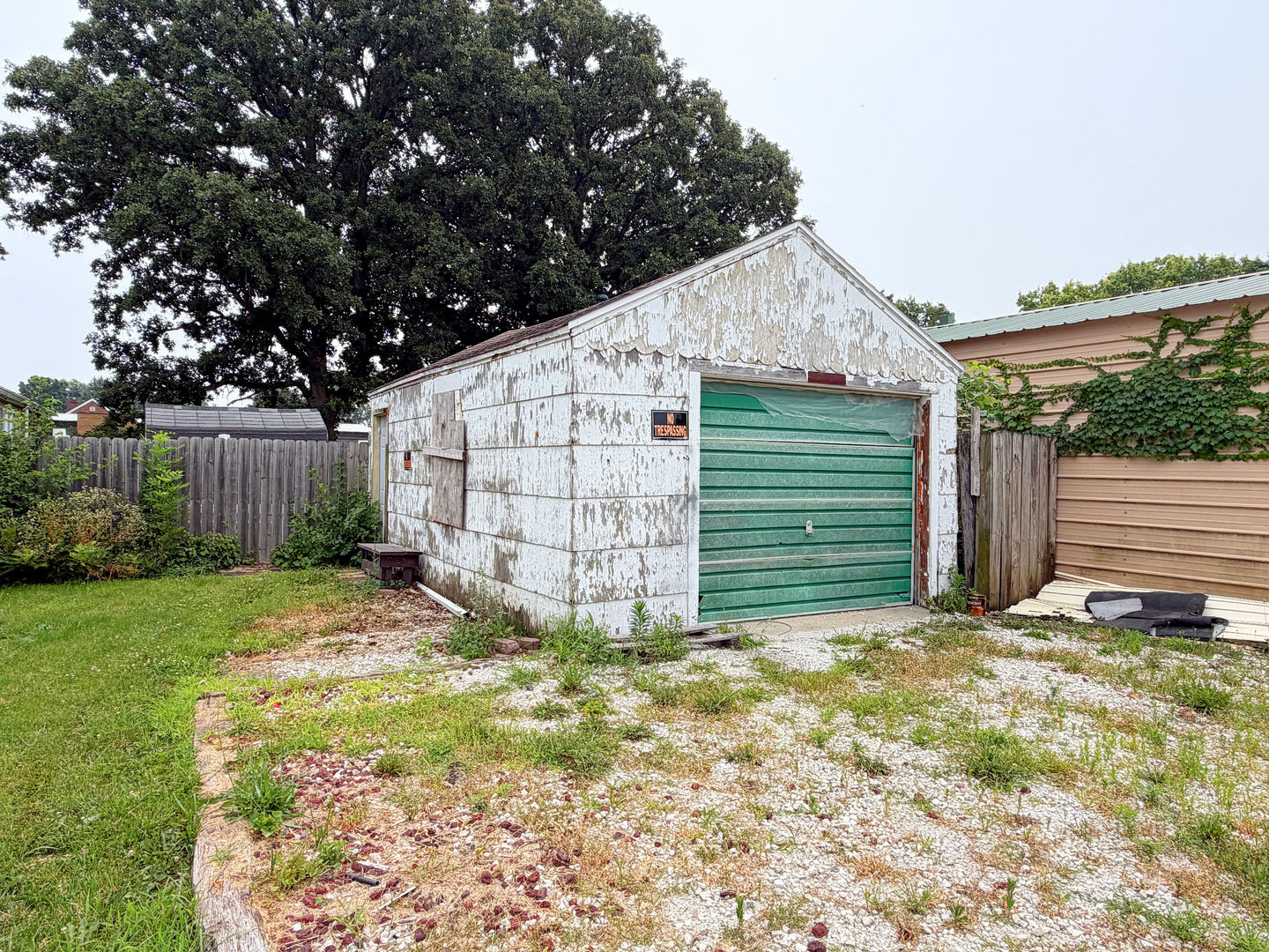 Homes for sale in Streator, IL | 105 E 12th St, Streator, IL 61364 | MLS# 12711913