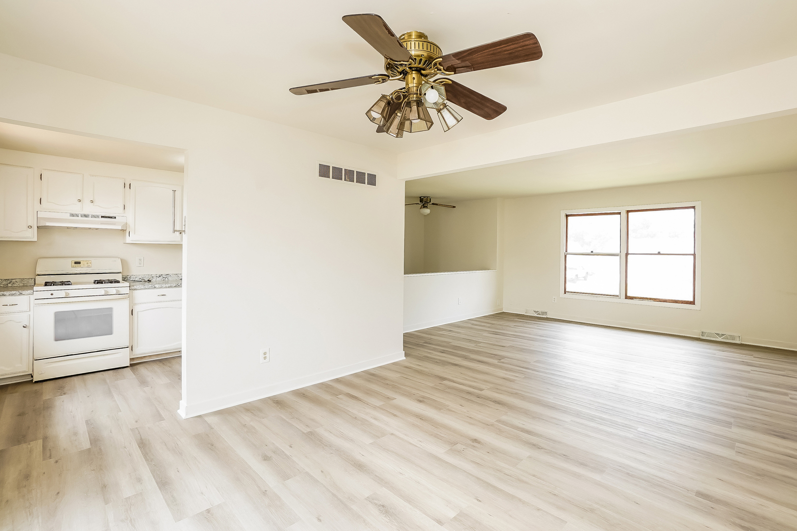 3rd image of 6743 Leland Ave, Hammond, IN 46323 | MLS# 12711958