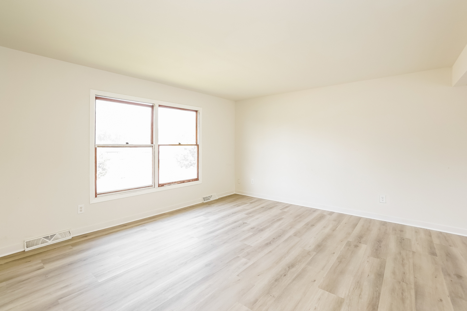 4th image of 6743 Leland Ave, Hammond, IN 46323 | MLS# 12711958