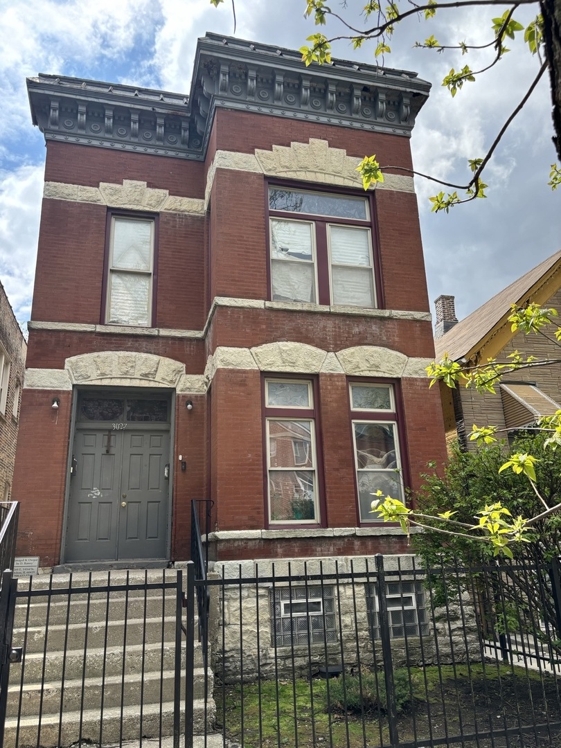 1st image of 3027 W Flournoy St, Chicago, IL 60612 | MLS# 12711992