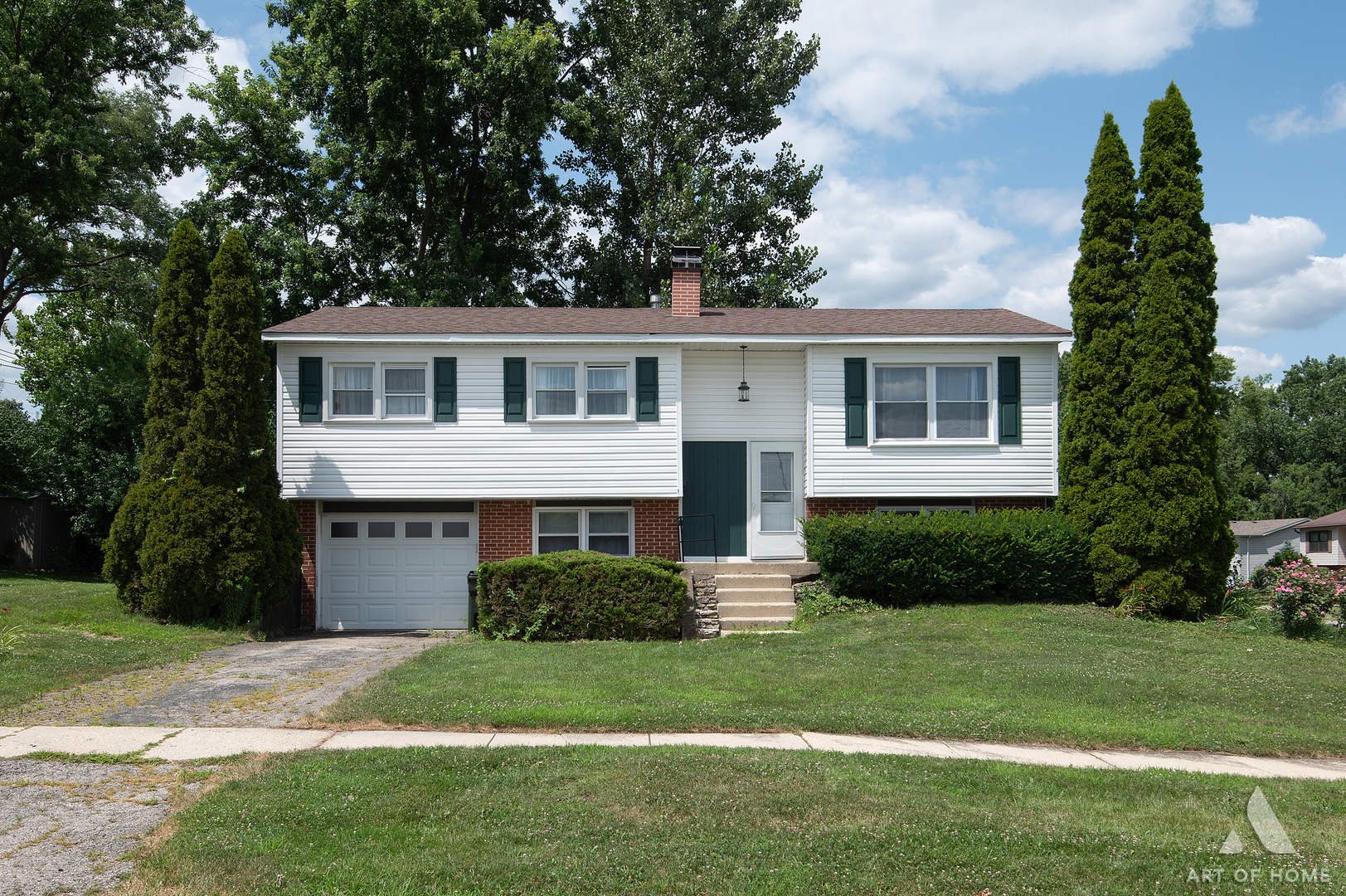 1st image of 7756 Chestnut Ave, Woodridge, IL 60517 | MLS# 12712001