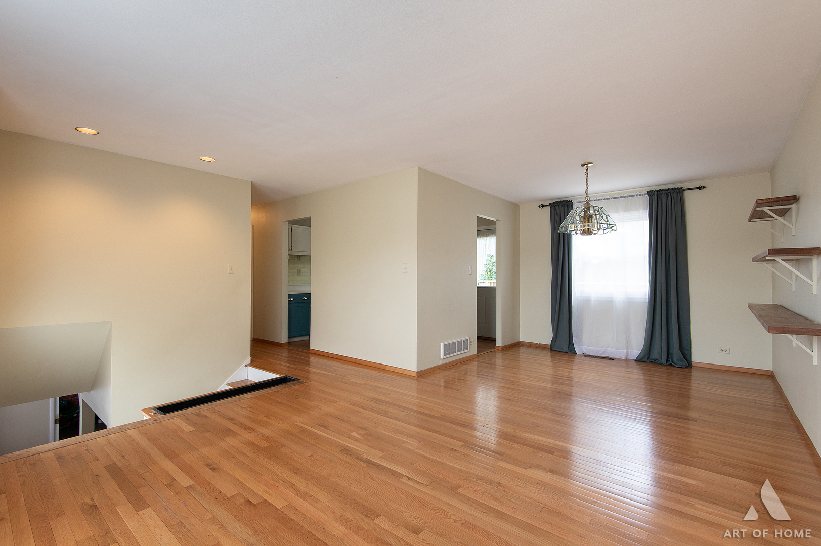 image of 7756 Chestnut Ave, Woodridge, IL 60517 | MLS# 12712001