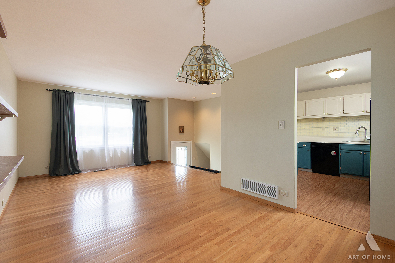 image of 7756 Chestnut Ave, Woodridge, IL 60517 | MLS# 12712001