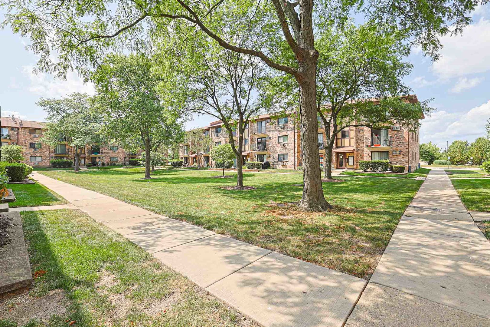 19th image of 210 Klein Creek Ct #5E, Carol Stream, IL 60188 | MLS# 12712046
