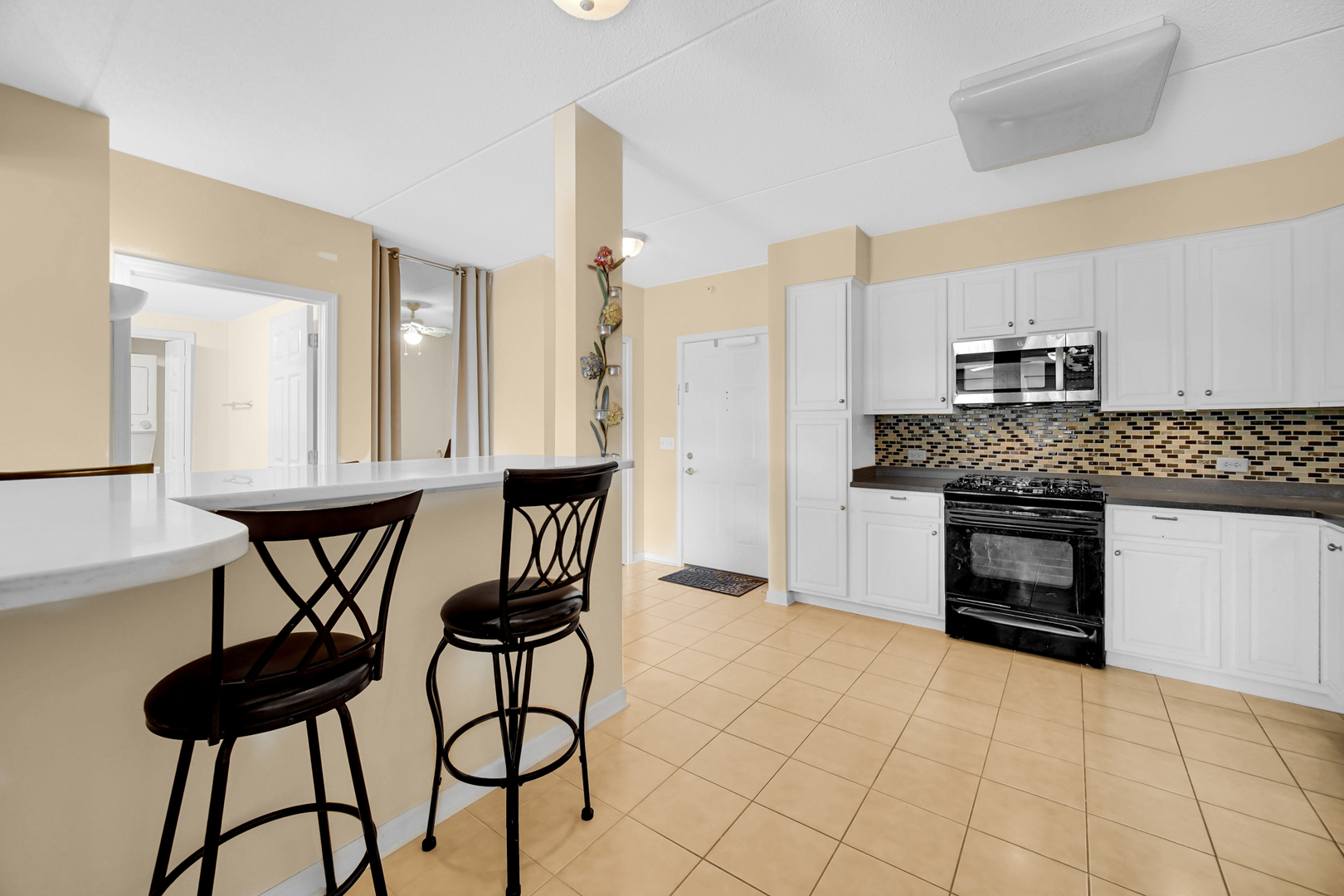 Homes for sale in Arlington Heights, IL | 701 W Rand Rd #432, Arlington Heights, IL 60004 | MLS# 12712071