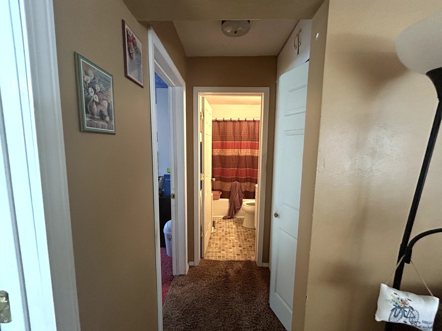 5th image of 127 Holland Ct, Creve Coeur, IL 61610 | MLS# 12712173