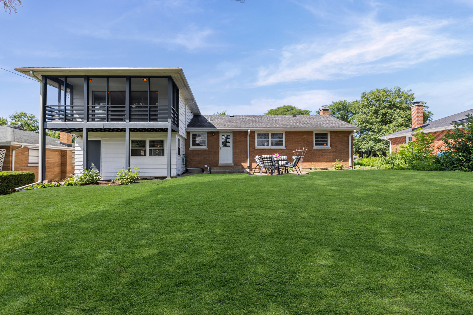 4th image of 19 7Th St, Downers Grove, IL 60515 | MLS# 12712217
