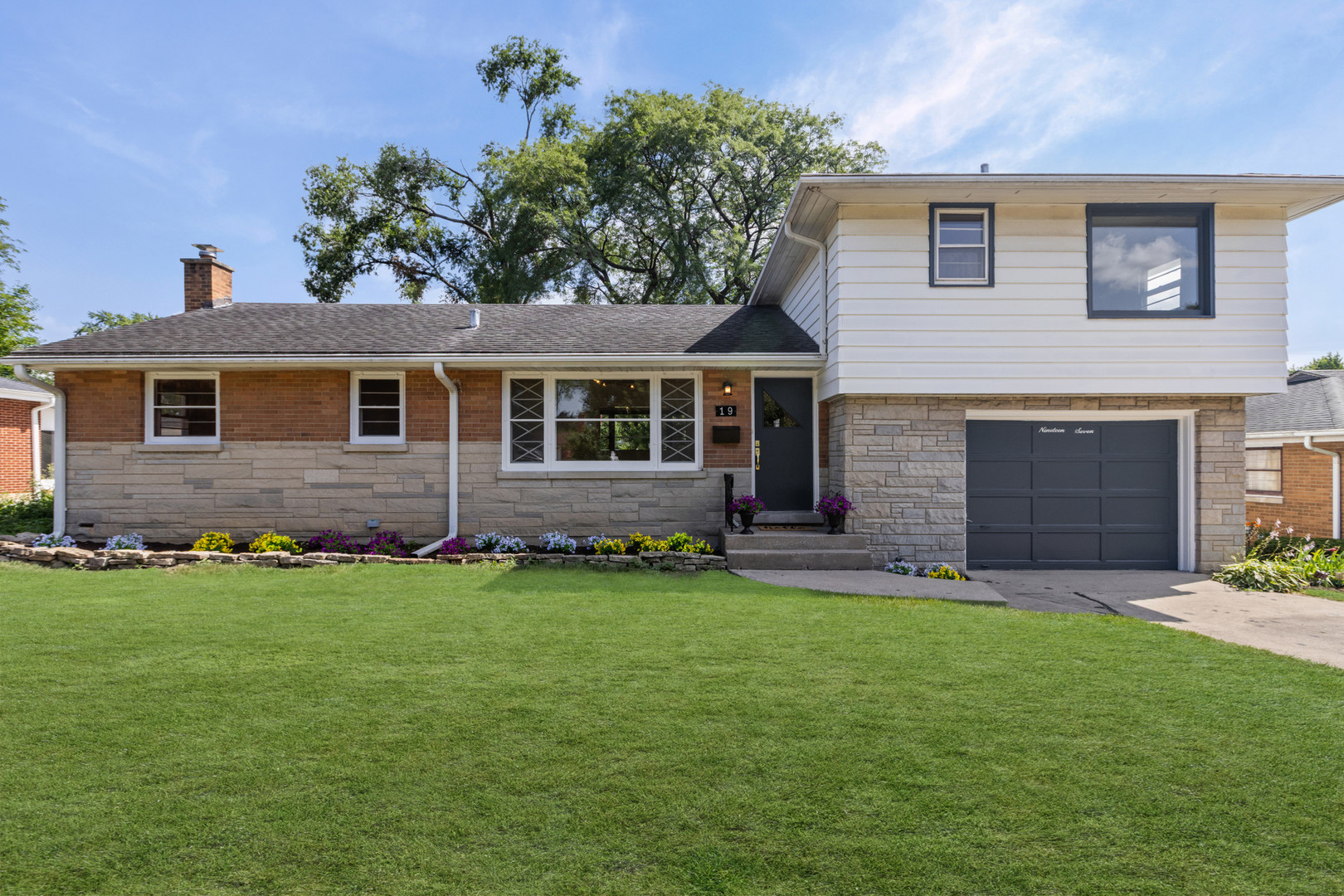 Homes for sale in Downers Grove, IL | 19 7th St, Downers Grove, IL 60515 | MLS# 12712217