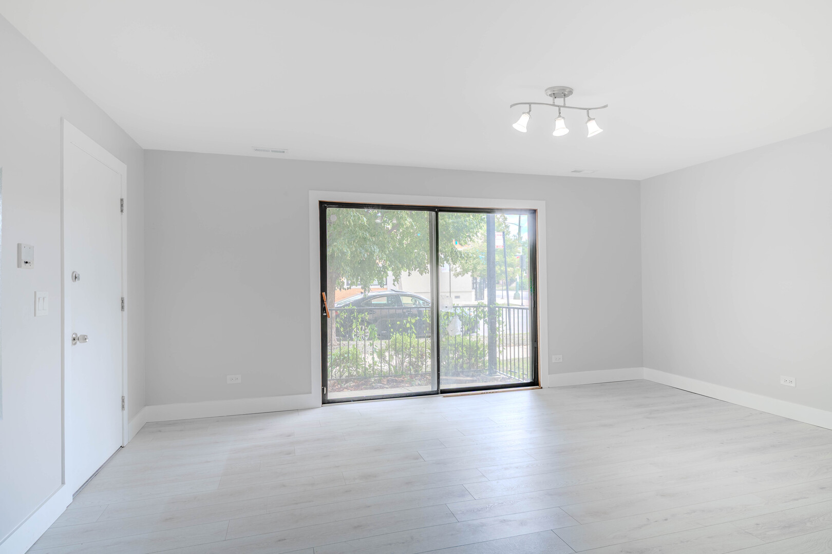 Homes for sale in Chicago, IL | 7500 W Addison St #1-S, Chicago, IL 60634 | MLS# 12712229