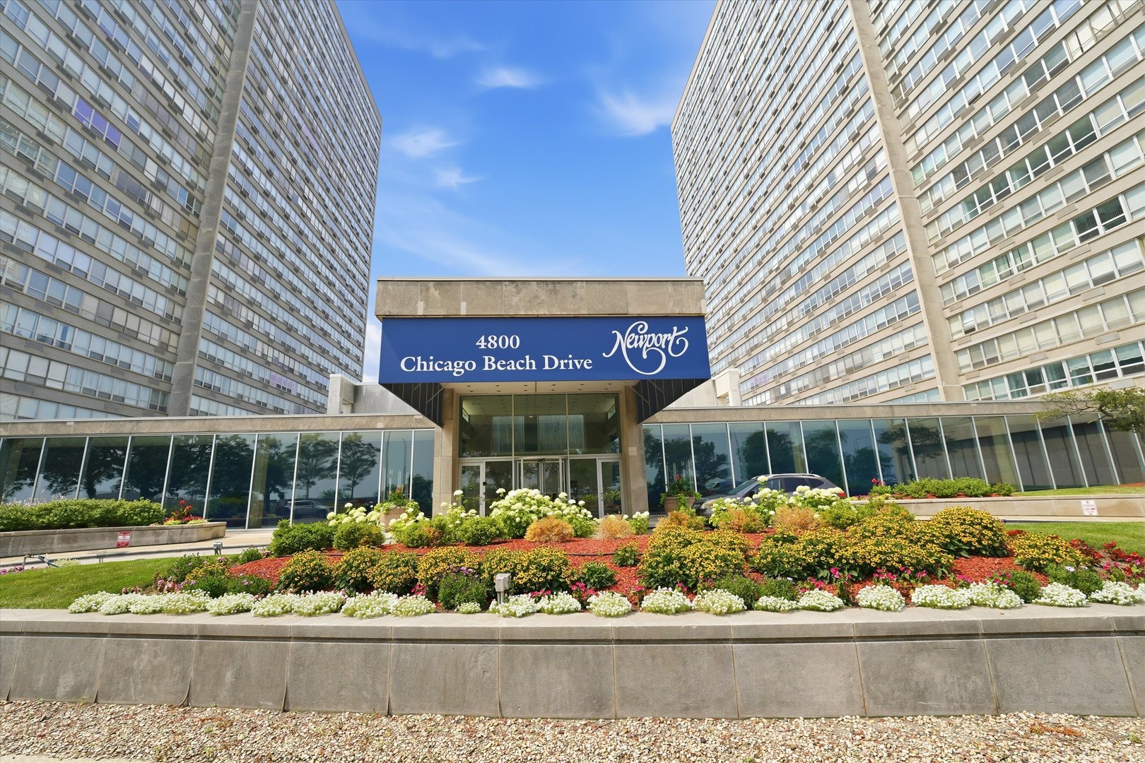 3rd image of 4800 S Chicago Bch Dr, Chicago, IL 60615