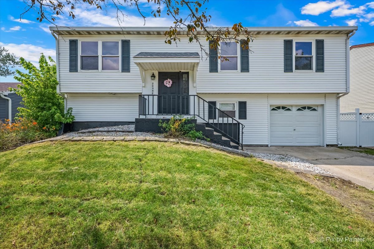 1st image of 20558 S Graceland Ln, Frankfort, IL 60423 | MLS# 12712235