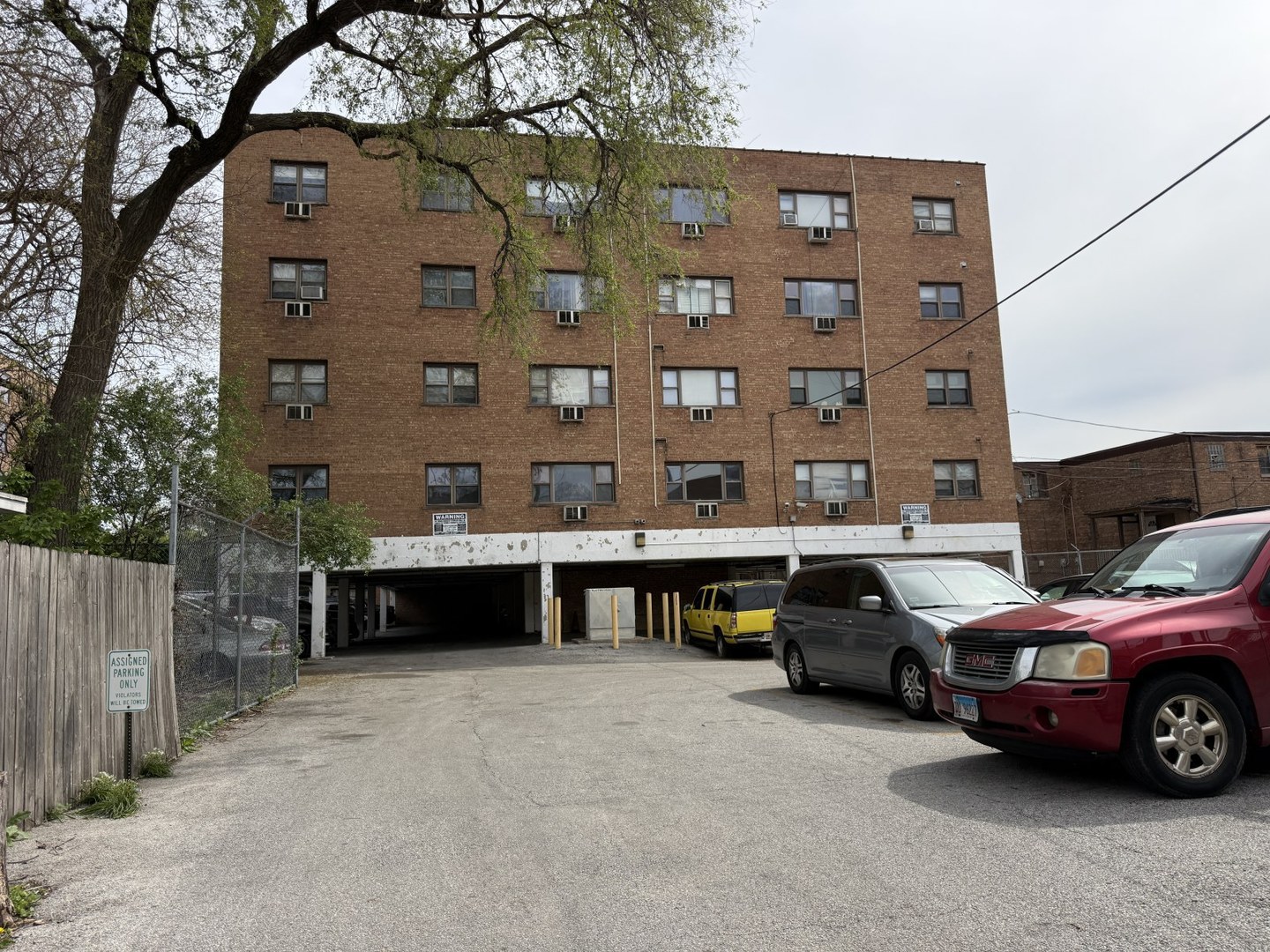 2nd image of 7854 S South Shore Dr #513, Chicago, IL 60649 | MLS# 12712249