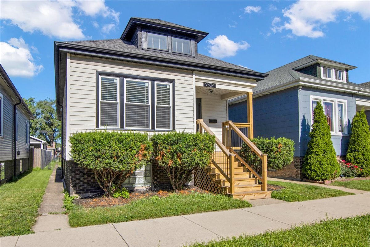 2nd image of 9824 S Escanaba Ave, Chicago, IL 60617 | MLS# 12712250