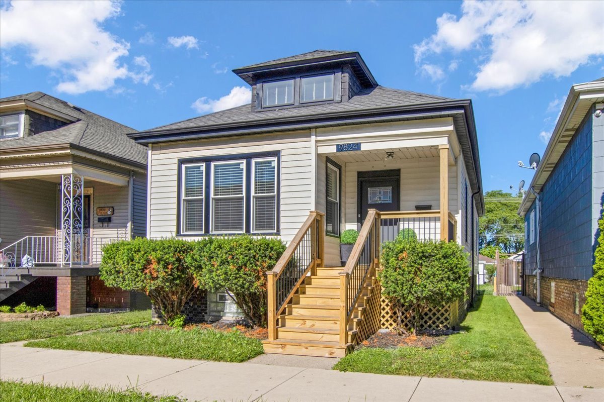 3rd image of 9824 S Escanaba Ave, Chicago, IL 60617 | MLS# 12712250