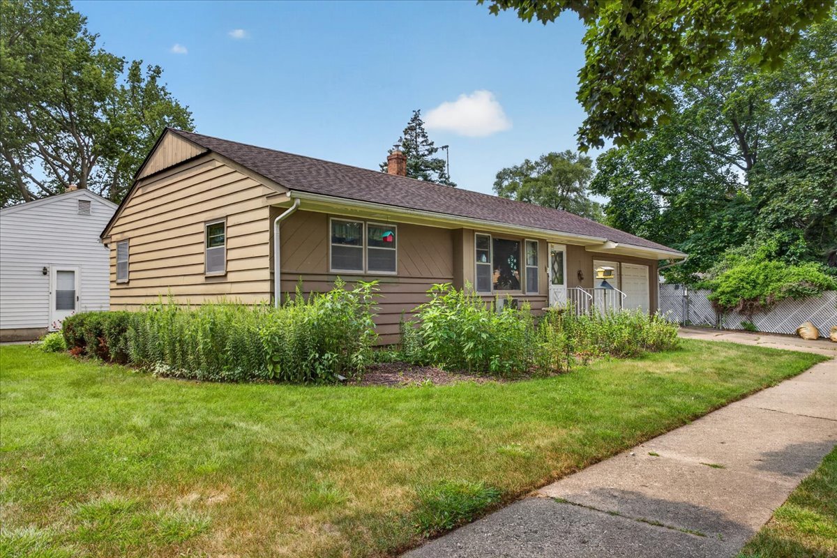 5th image of 2804 N Winnebago St, Rockford, IL 61103 | MLS# 12712258