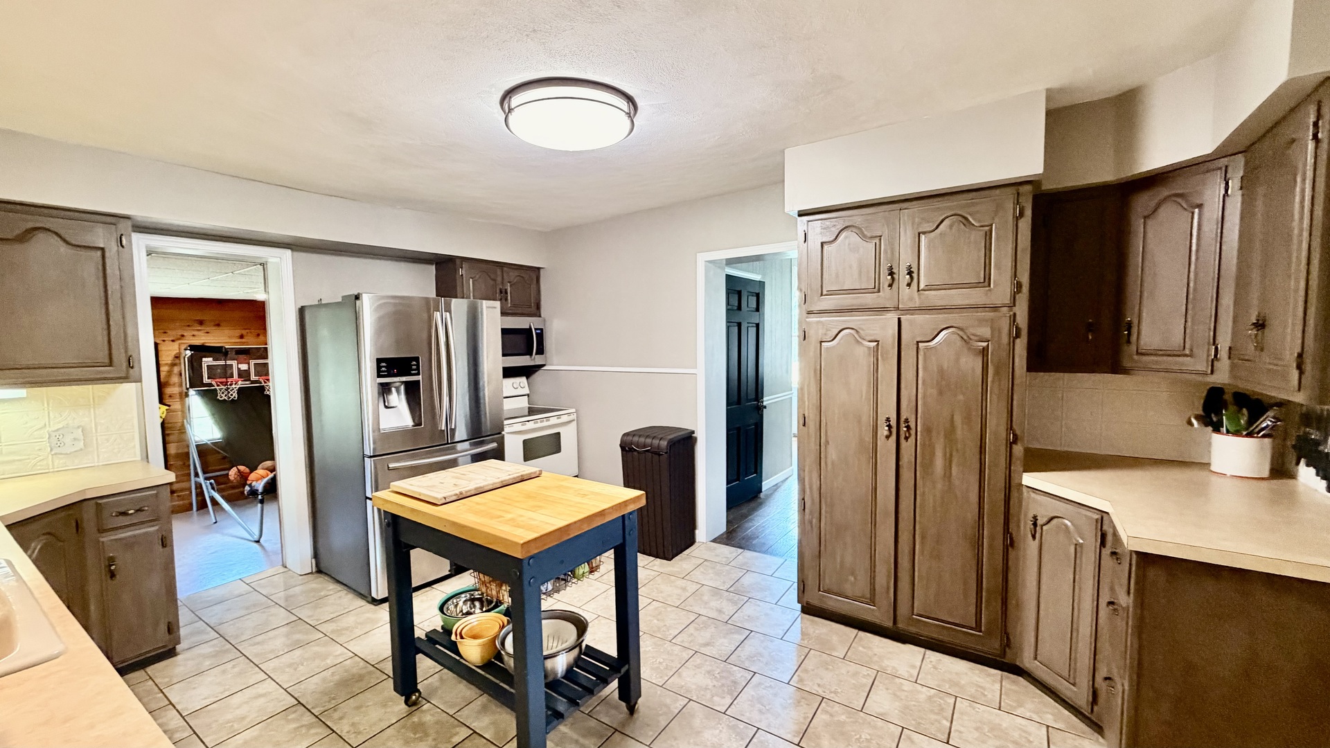 Homes for sale in Walnut Hill, IL | 2301 Bundyville Rd, Walnut Hill, IL 62893 | MLS# 12712307