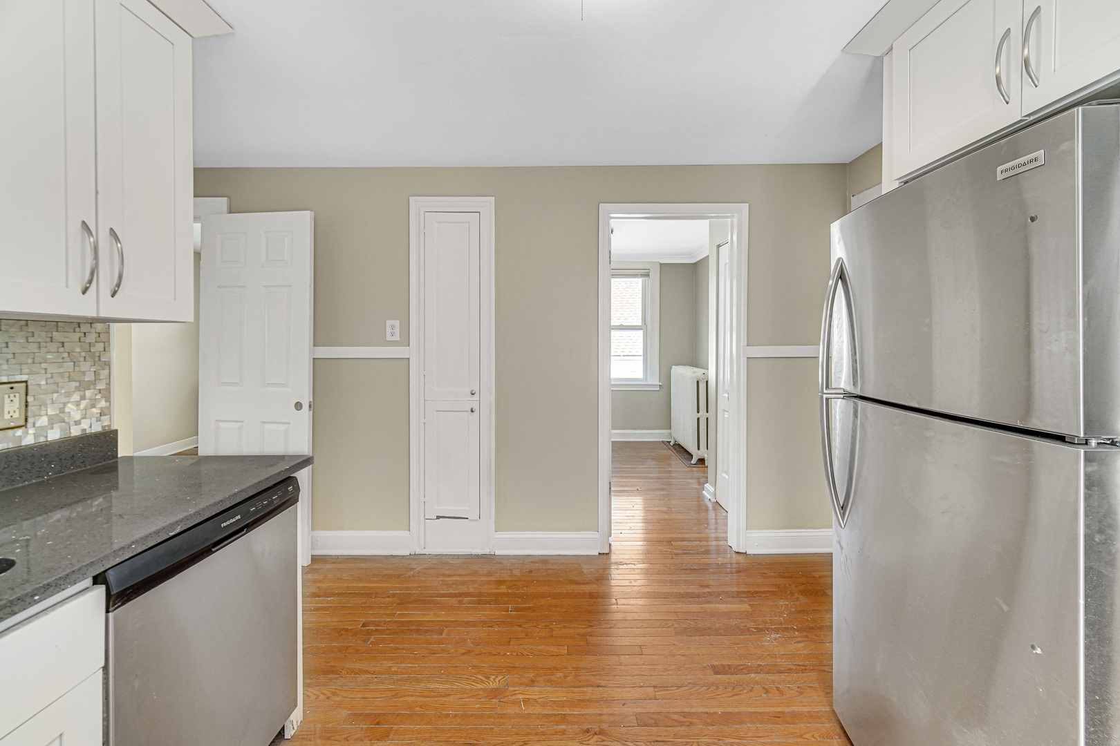 4th image of 4824 W Byron St, Chicago, IL 60641 | MLS# 12712329