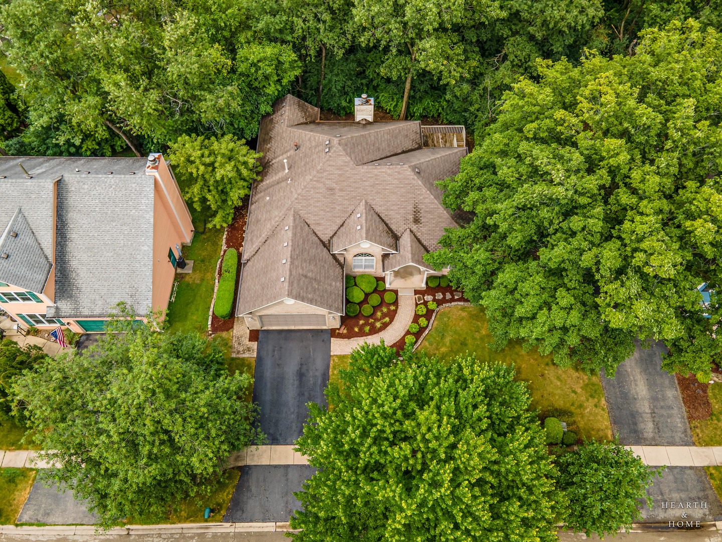 image of 445 Kelly Ln, Crystal Lake, IL 60012 | MLS# 12712338