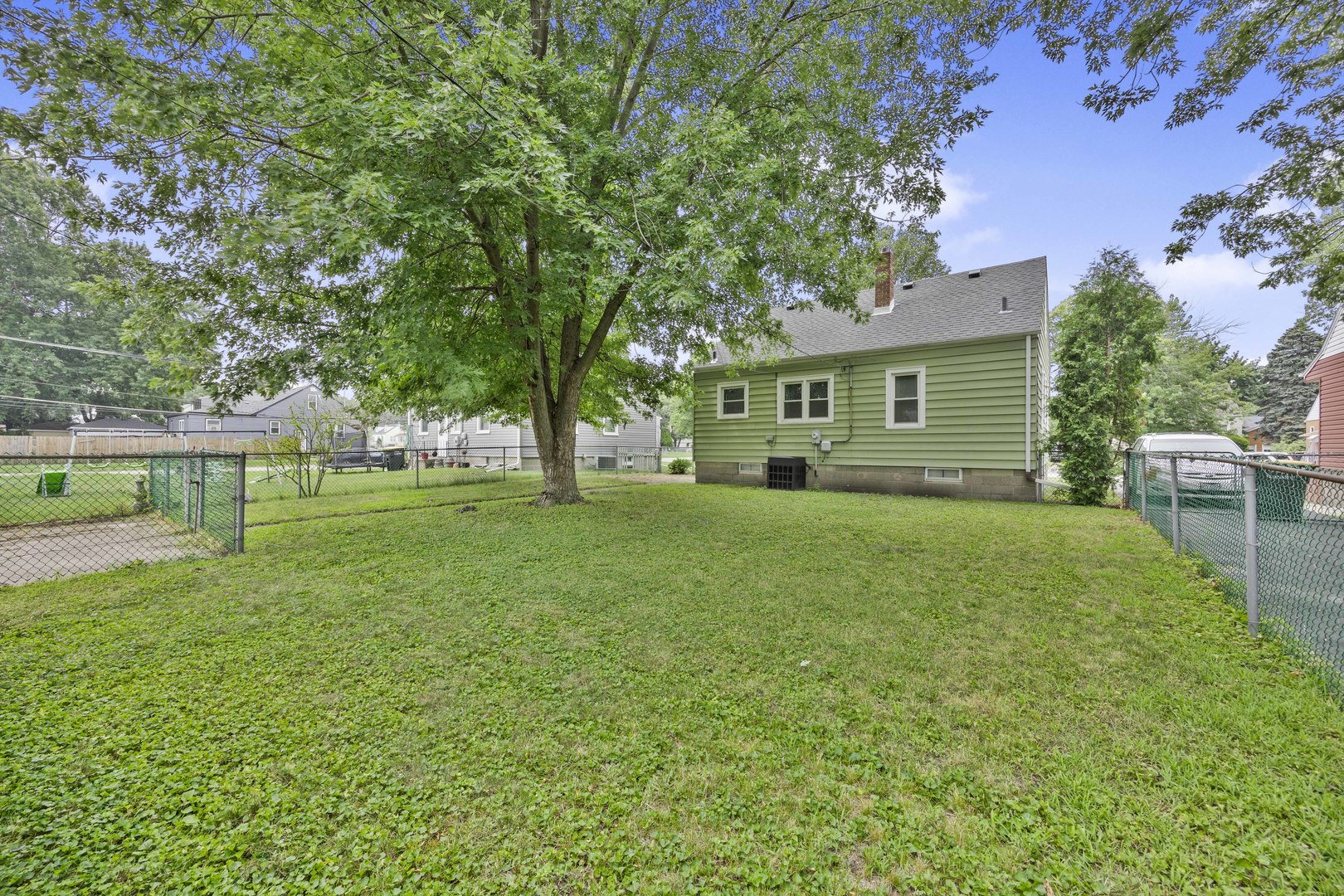 15th image of 17949 Escanaba Ave, Lansing, IL 60438 | MLS# 12712350