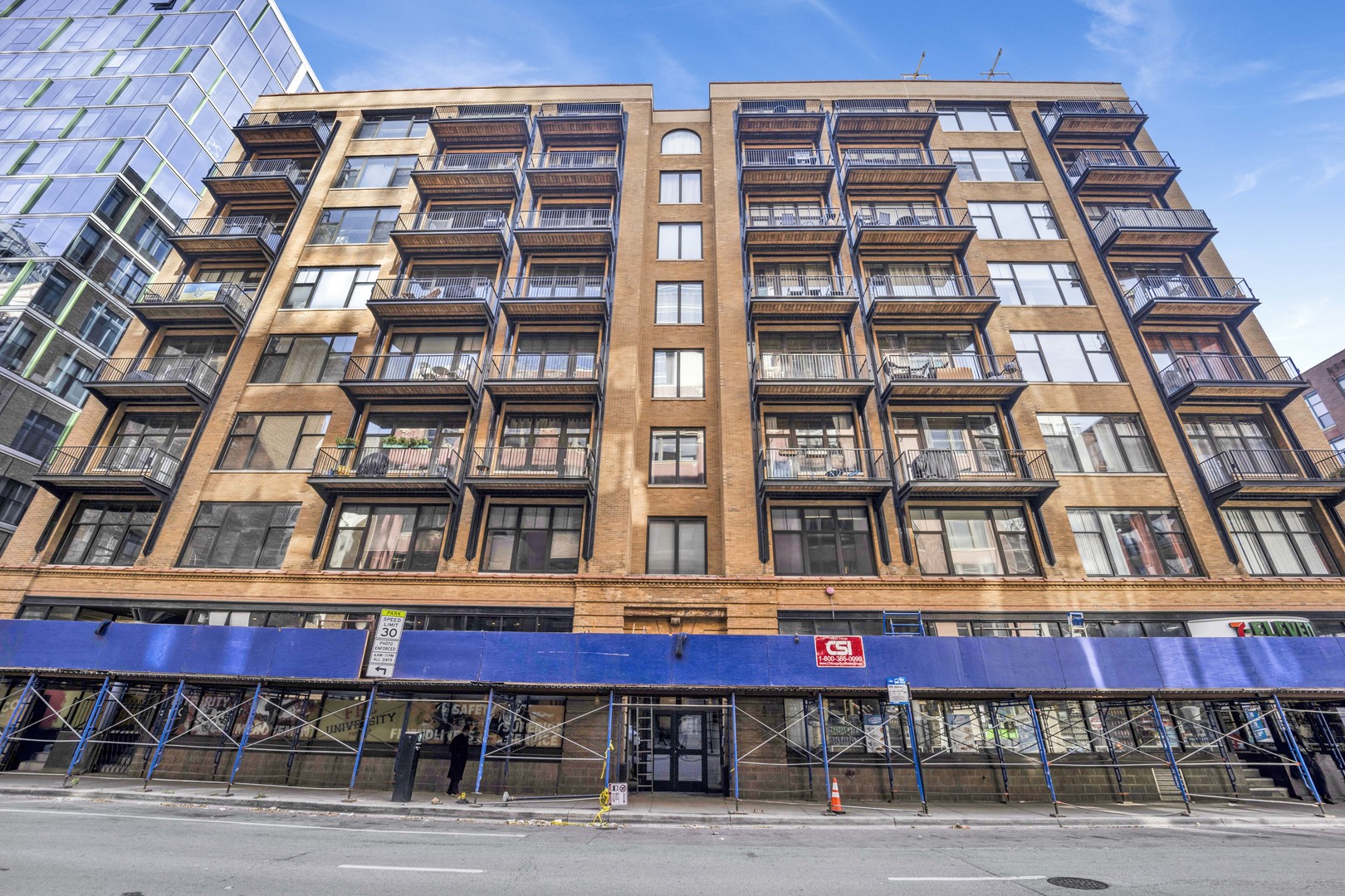 2nd image of 625 W Jackson Blvd #806, Chicago, IL 60661 | MLS# 12712370
