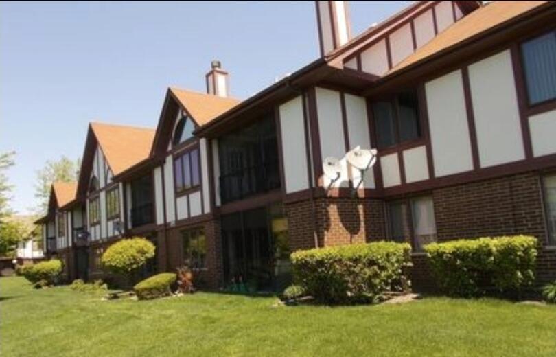 2nd image of 18030 66th Ct #2N, Tinley Park, IL 60477 | MLS# 12712420
