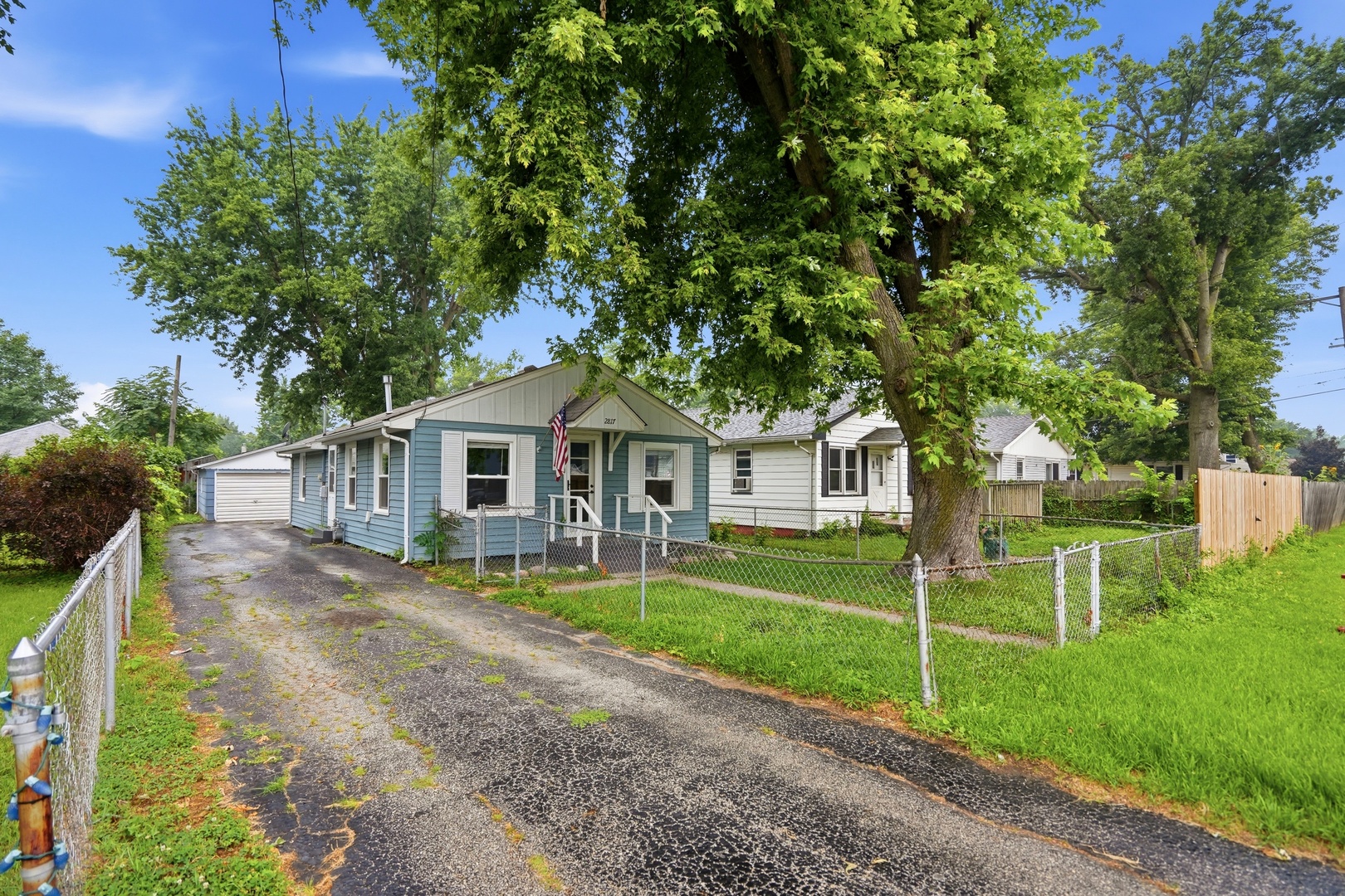 Homes for sale in East Moline, IL | 2817 19th St, East Moline, IL 61244 | MLS# 12712429