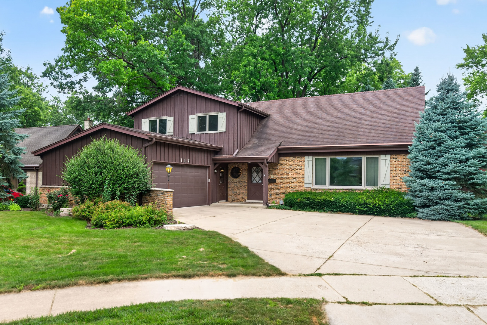 1st image of 117 York Ct, Naperville, IL 60540 | MLS# 12712444