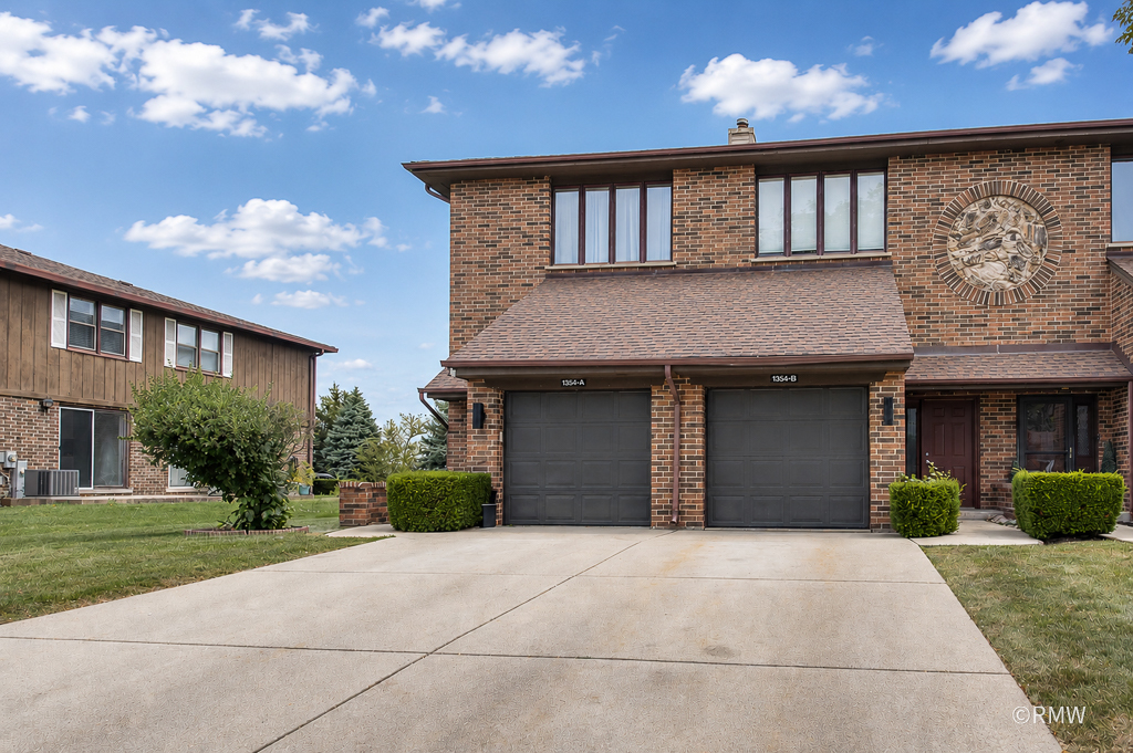 1st image of 1354 W Byron Ave #B, Addison, IL 60101 | MLS# 12712475