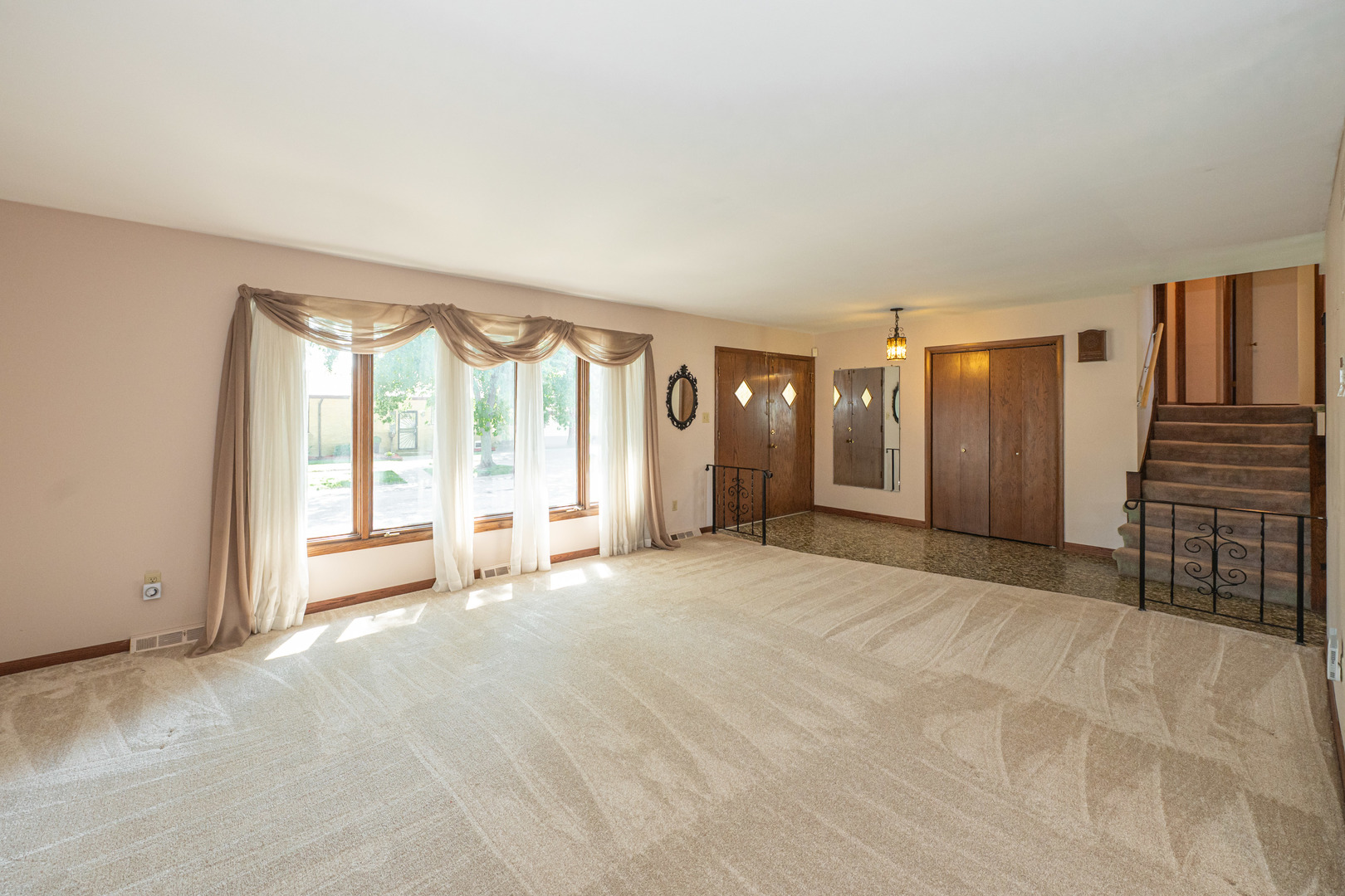 4th image of 801 Memorial Dr, Calumet City, IL 60409 | MLS# 12712482