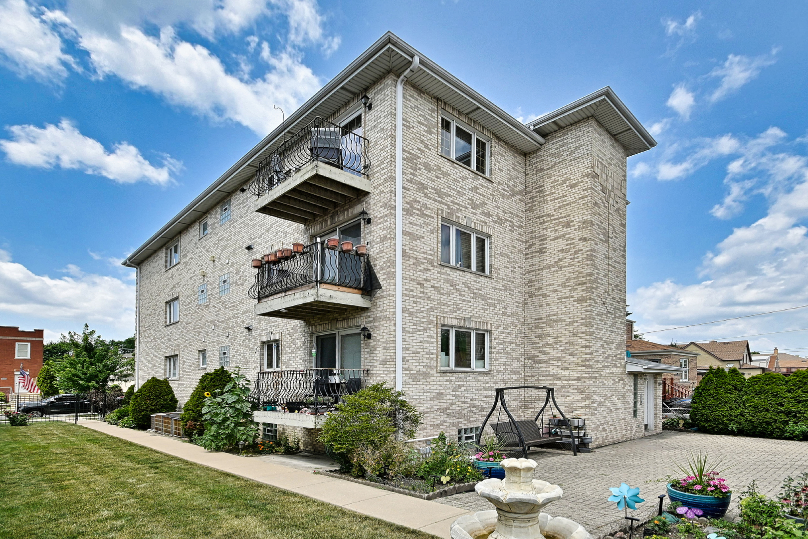 42nd image of 2511 N 74th Ave #3, Elmwood Park, IL 60707 | MLS# 12712519