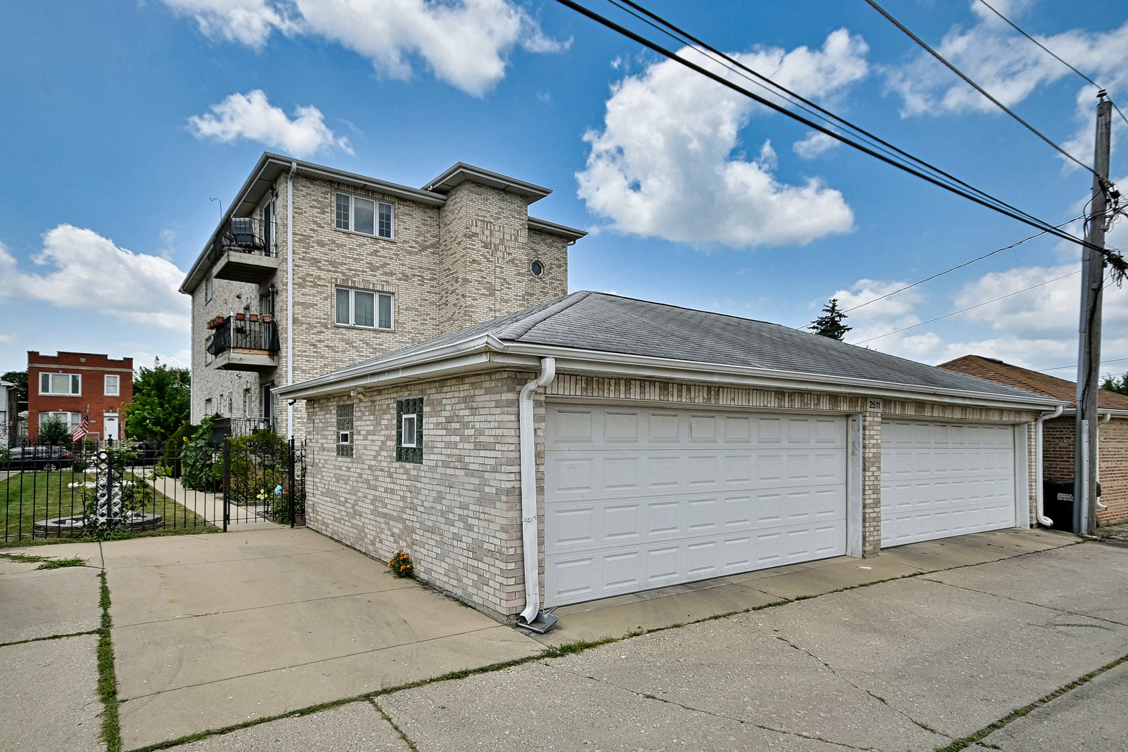 2nd image of 2511 N 74Th Ave, Elmwood Park, IL 60707