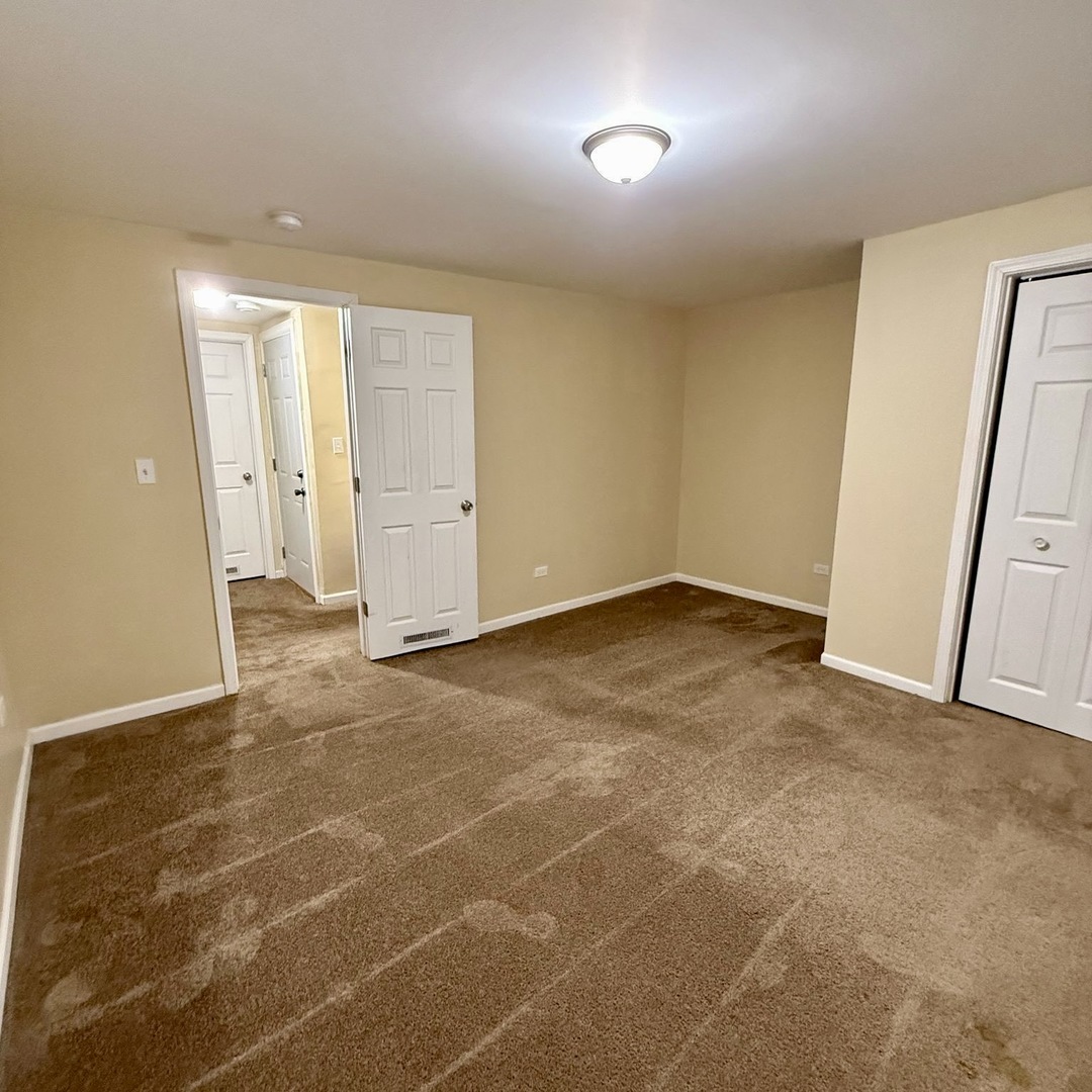 10th image of 101 S Eastern Ave, Joliet, IL 60433 | MLS# 12712600