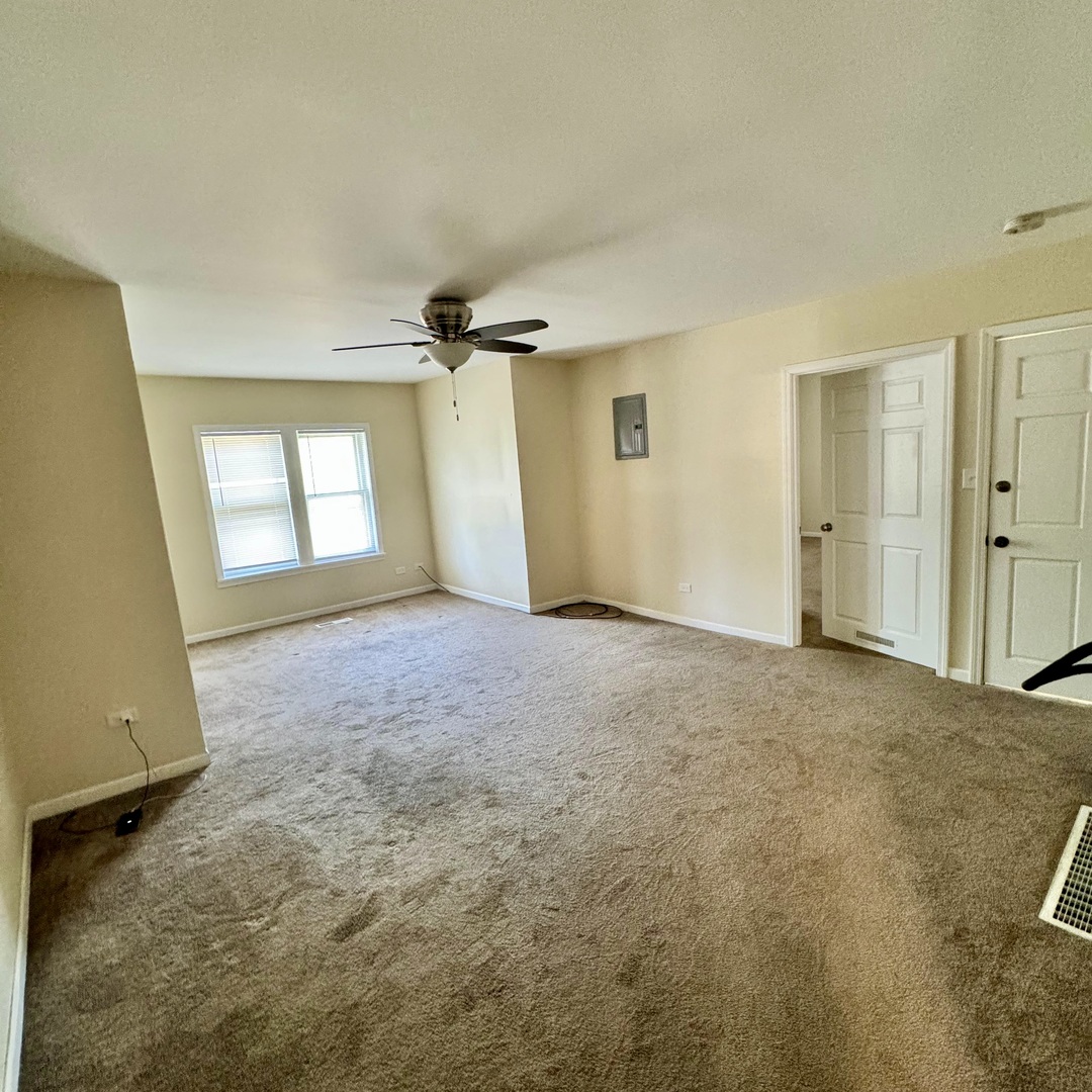4th image of 101 S Eastern Ave, Joliet, IL 60433 | MLS# 12712600