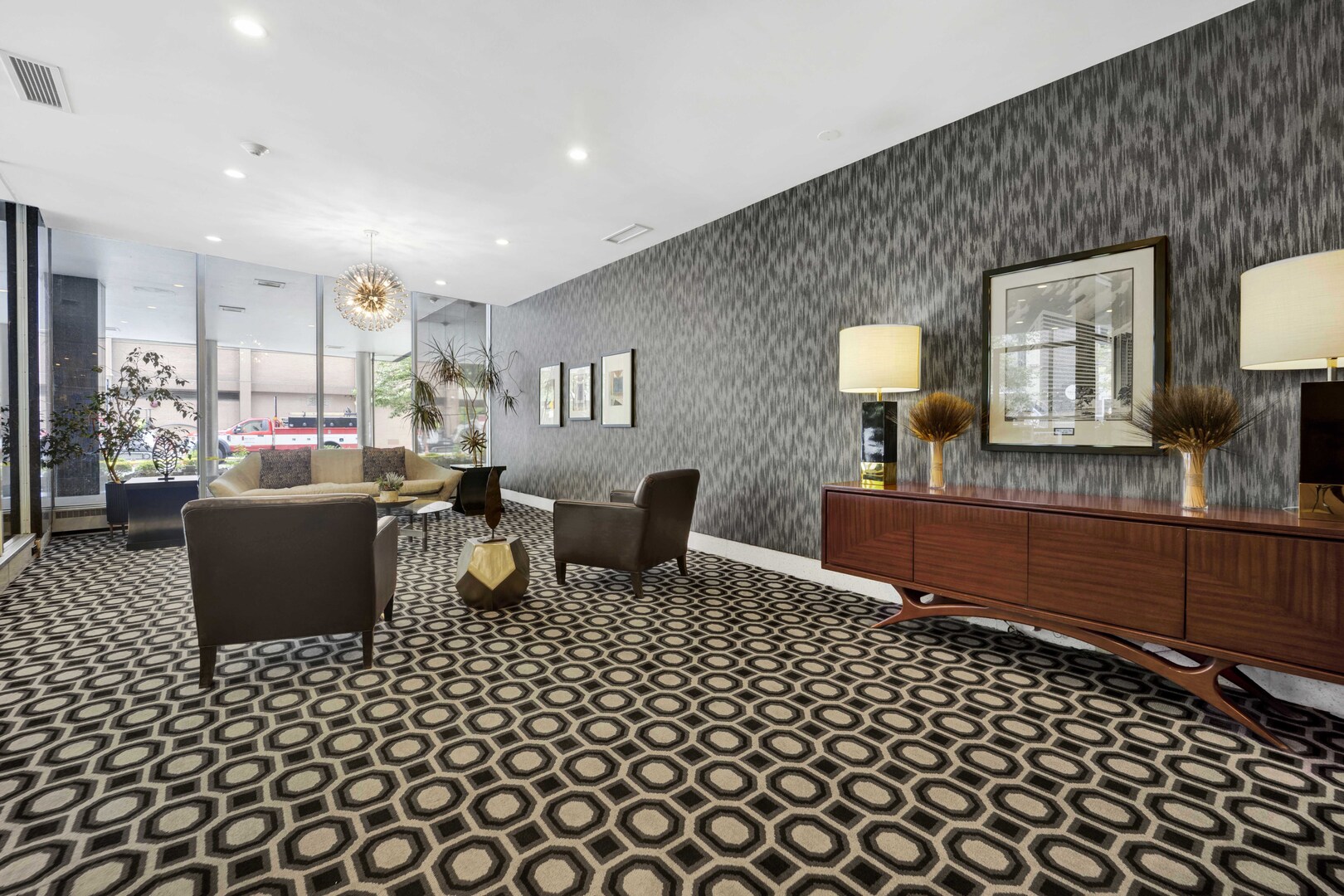 2nd image of 850 N Dewitt Pl, Chicago, IL 60611